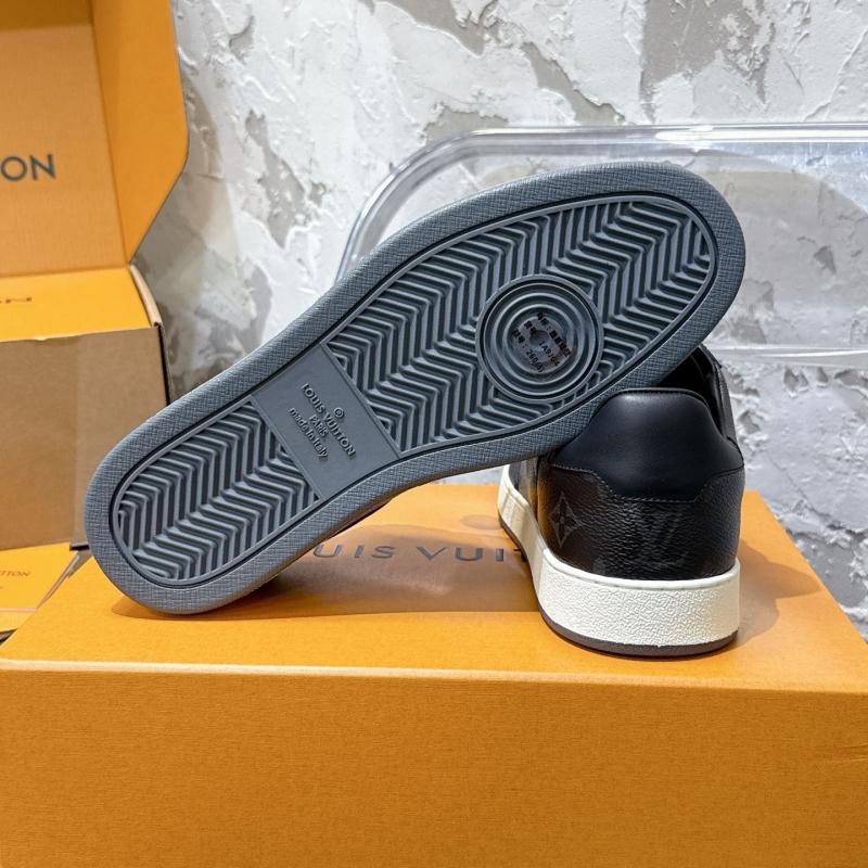 l0vis Vvtt0n trainer sneaker